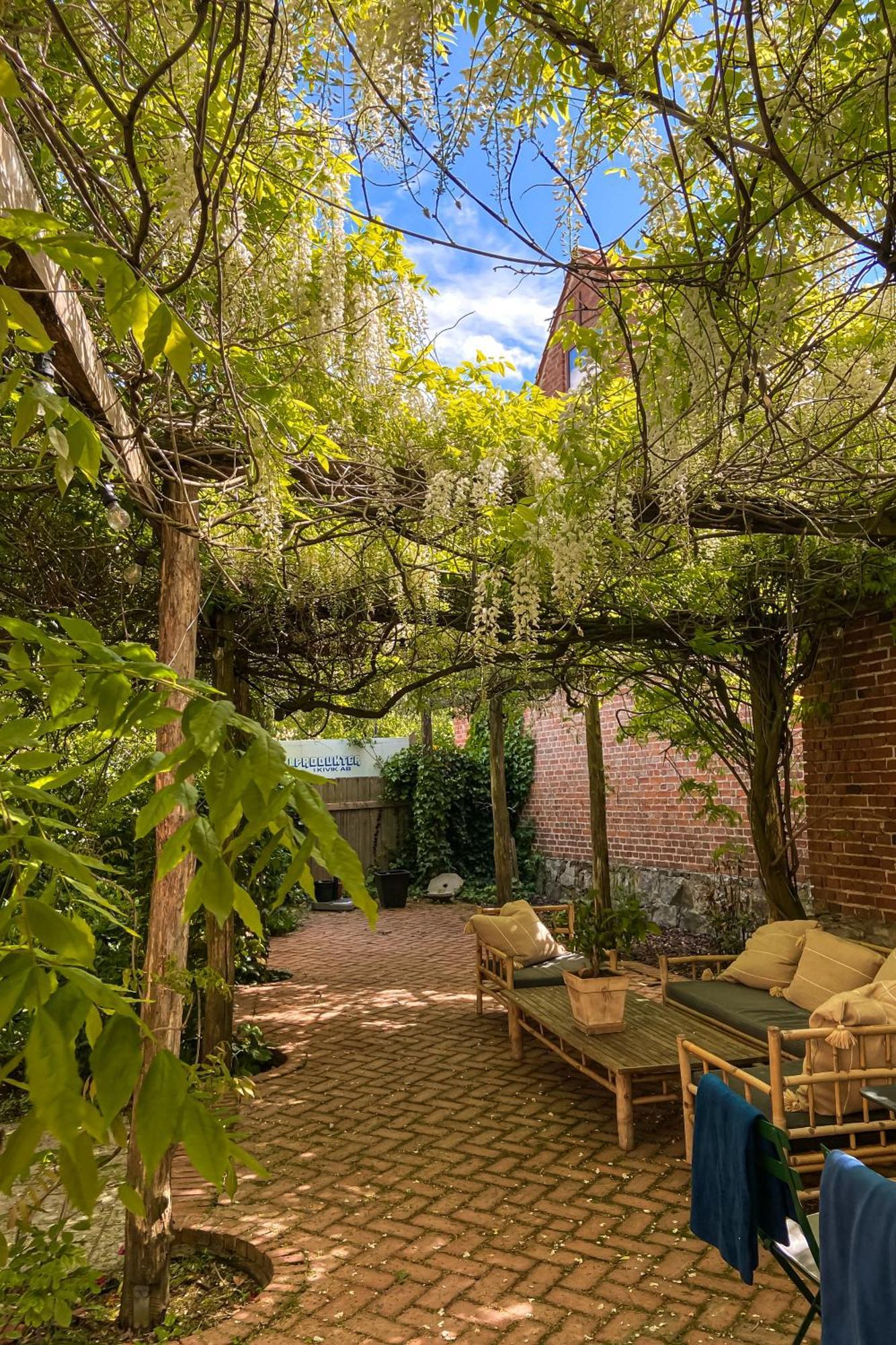 Gardens & Apotekarns B&B Simrishamn Buitenkant foto